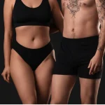 Pareja en ropa intertior